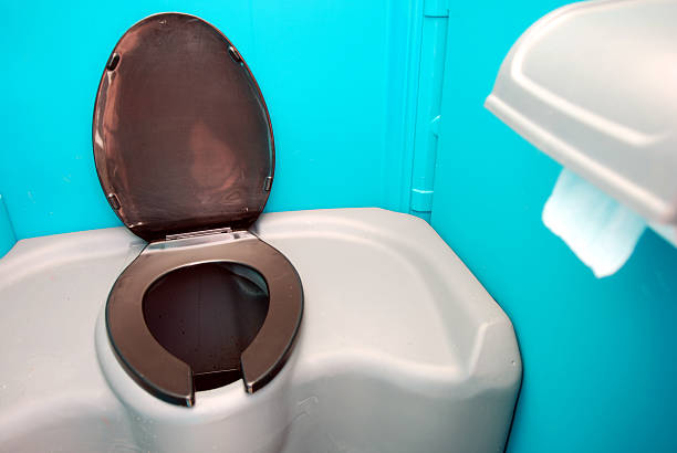 Portable Toilet Options We Offer in Palm Beach Gardens, FL